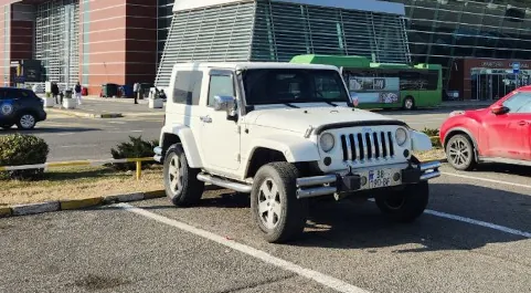 Jeep Wrangler прокат у Грузії