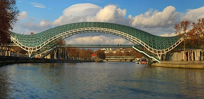 мост міра